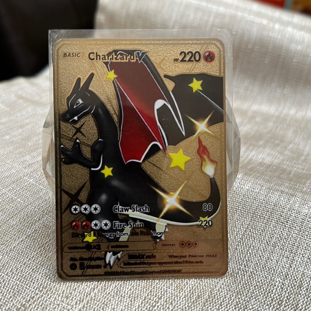 Rare Pokemon Charizard V Gold Basic Card HP 220 079/073 *